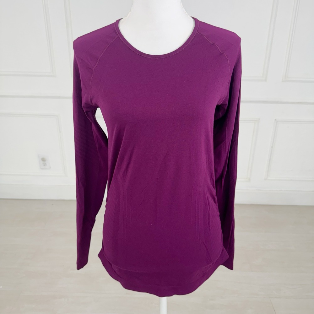 Athleta Momentum Seamless Top Women Medium Purple Long Sleeve Crew Neck‎